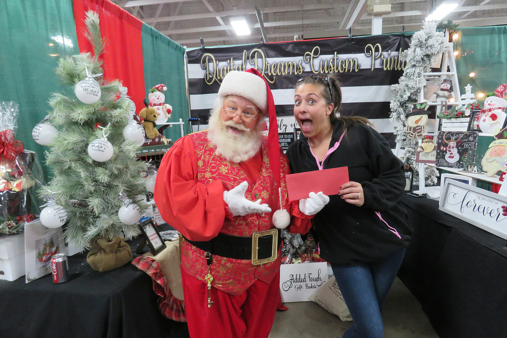 exhibitor winner 2019 home for the holidays